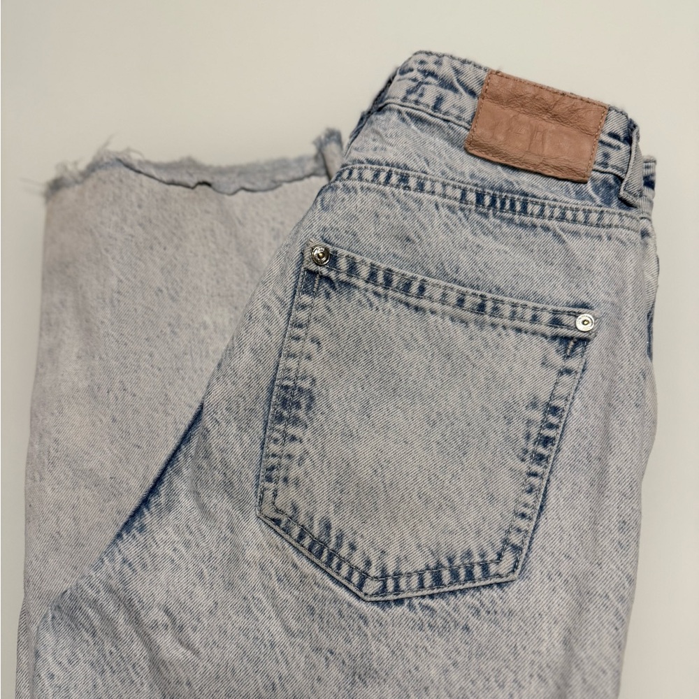 💙 Zara Women's Straight Leg Acid Wash Light Blue Jeans Size 0 - Picture 9 of 11